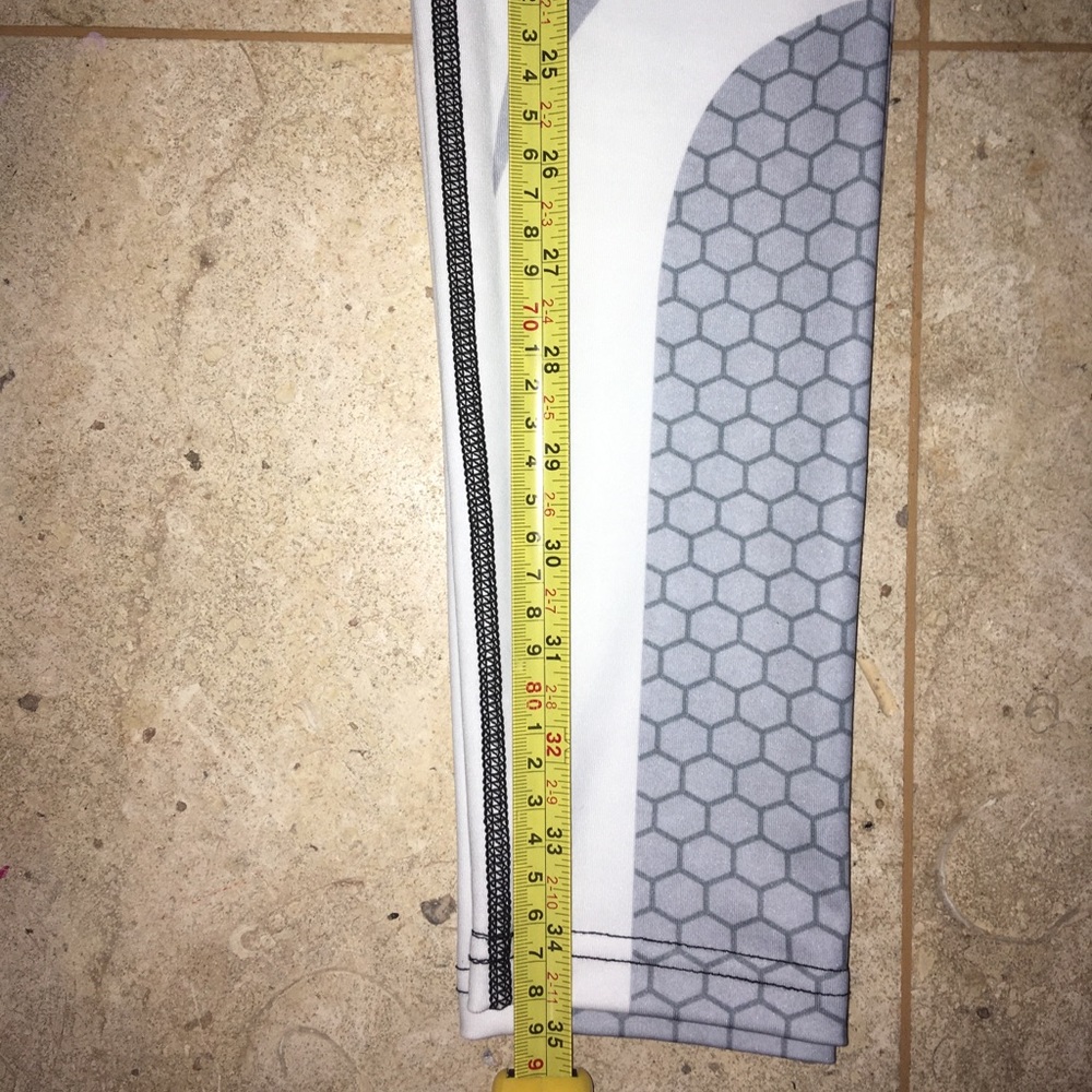 Sold!!! Leggings - Picture 4 of 5